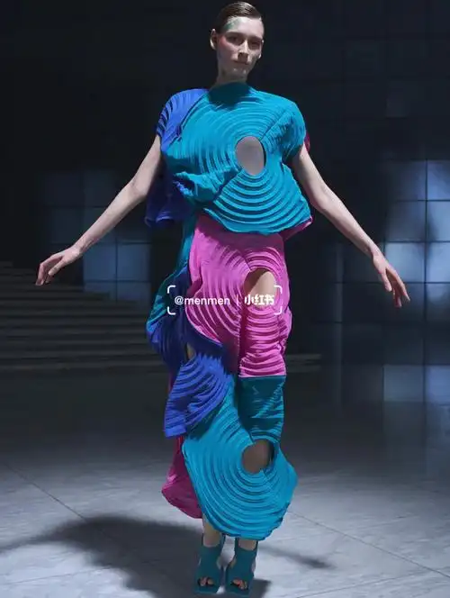 三宅一生2022春夏