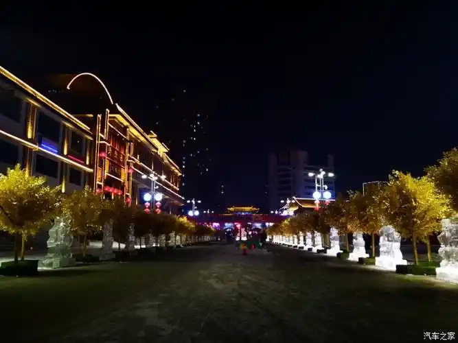 万物复苏送福利沈阳皇寺广场百福冰雕上202104