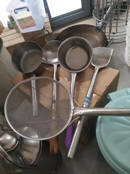 锅碗瓢盆,厨房品特价处理,都是新的没用过,开饭.