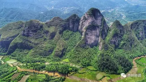 金钟山的钟声依然回荡在苗疆腹地