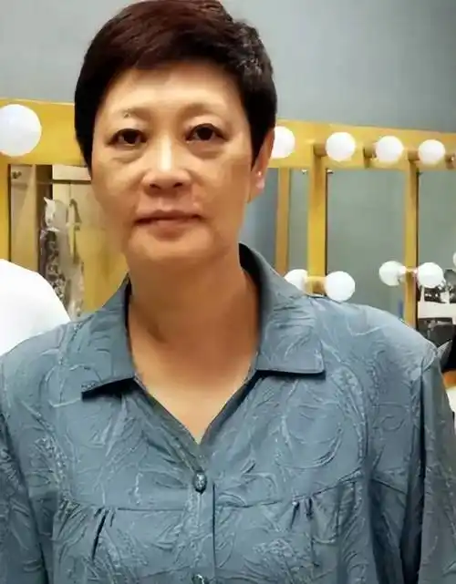 袁茵嫁给戴志诚14年,被郭德纲写进段子,如今过得幸福吗?