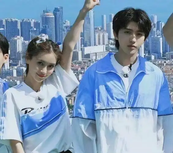 高甜有默契蔡徐坤白鹿荧幕cp两人如果在一起也很令人期待