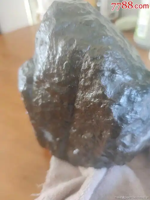 新疆陨石_价格100元【王哥奇石】_第1张