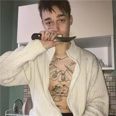 社会人头像男生带纹身霸气头像