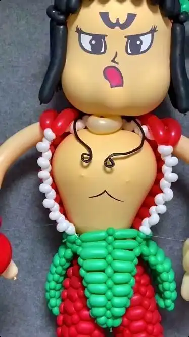 气球做的葫芦娃像不像朋友们?