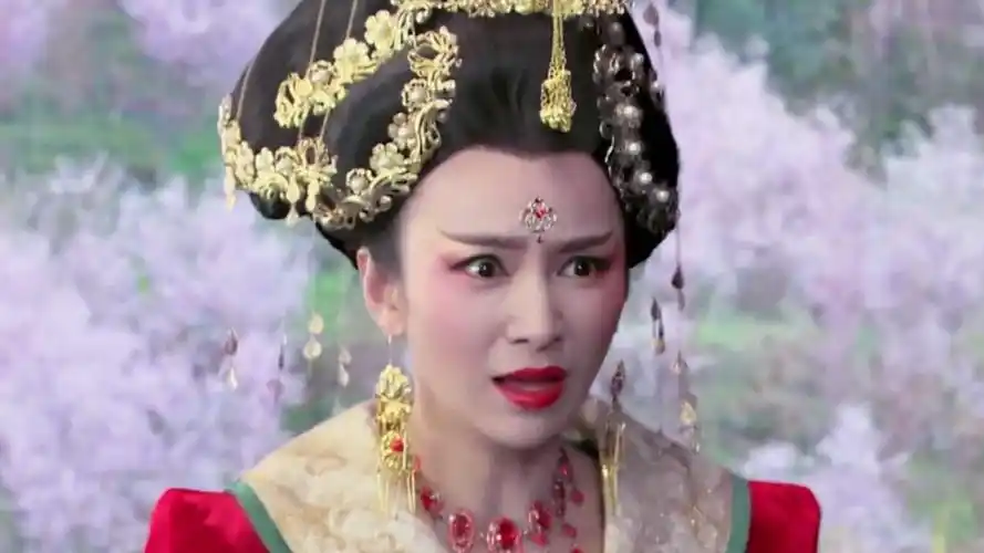 《刘海戏金蟾》第48集03:艾芊将女皇拉入梦境,她到底想干什么?