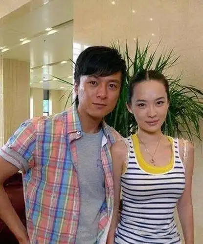 霍思燕如此知礼懂事的举止,进一步巩固了她的想法.