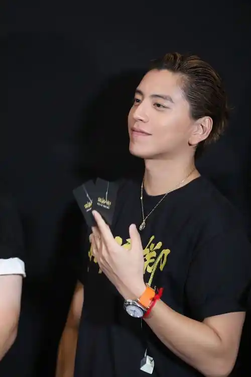 王大陆参演电影《孤注一掷》正式上映 突破自我挑战"亡命赌徒"_诈骗