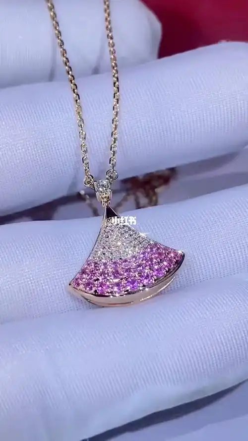 bv彩宝裙子项链