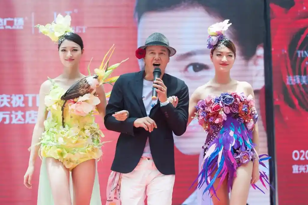 张庭和林瑞阳的tst怎么了?好久都没派拍摄单子了. 以前火的 - 抖音