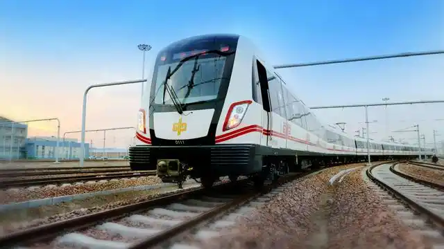 郑州地铁2016年年度十大暖心服务举措评选