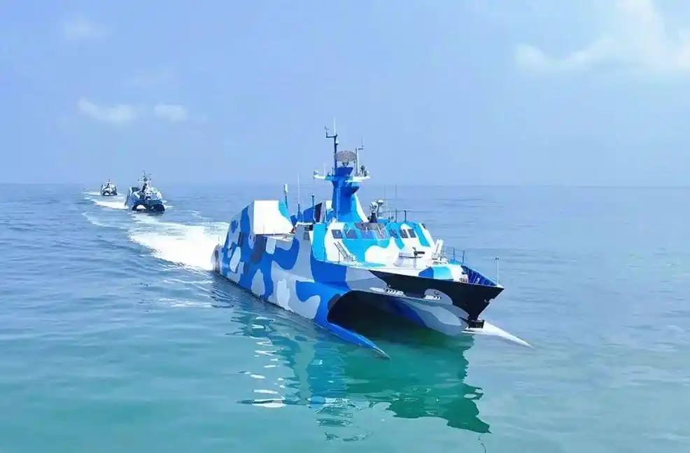 022导弹艇在南海开火,攻击目标很特殊,越菲该明白一个道理了_菲律宾