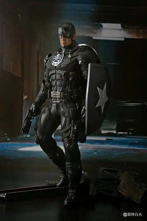 眉间白火的臆造自d只九头蛇队长