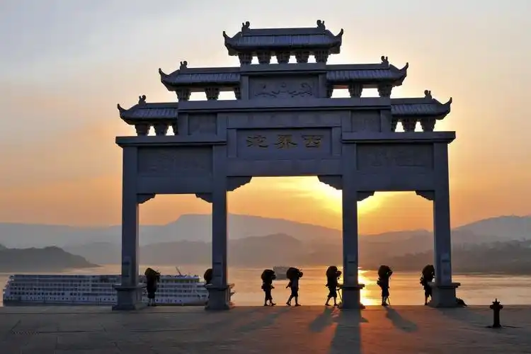 去西沱寻那"巴盐古道""云梯天街"_街镇动态_西沱镇_石柱土家族自治县