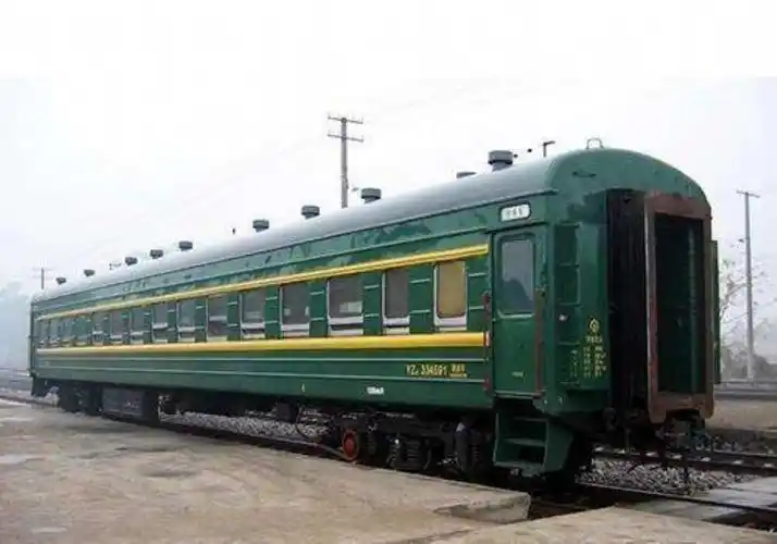 出售二手废旧火车车厢