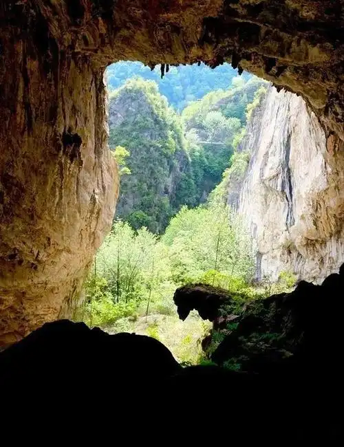 遇见神秘圣迹苍岩