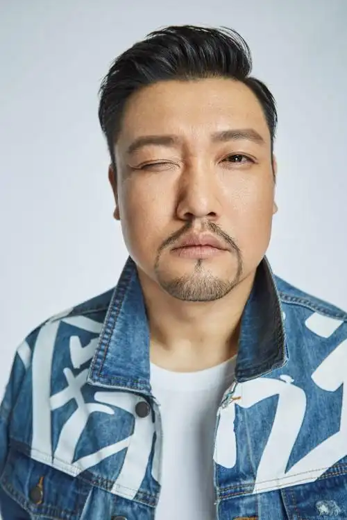 贾冰作客非常静距离坦言只做纯粹喜剧人