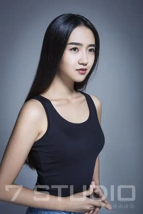 棚内人物肖像照