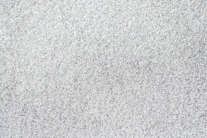 银色闪闪发光的亮片