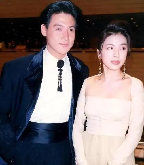 世上老婆千千万,最怕罗美薇这种!结婚后张学友"输得一塌糊涂"