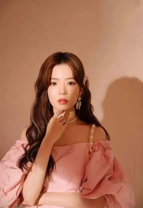 硬糖少女陈卓璇甜美气质写真