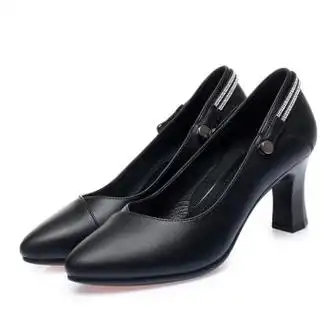 枫潇潇女士春秋皮鞋半高跟软皮女鞋工作鞋妈妈鞋单鞋软底职业 j289