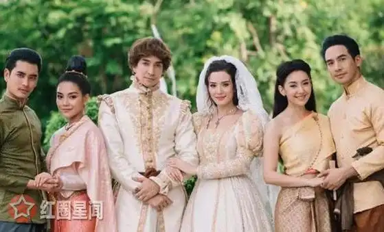 《天生一对》是泰国著名偶像艺人bella和pope主演的一部古装穿越剧