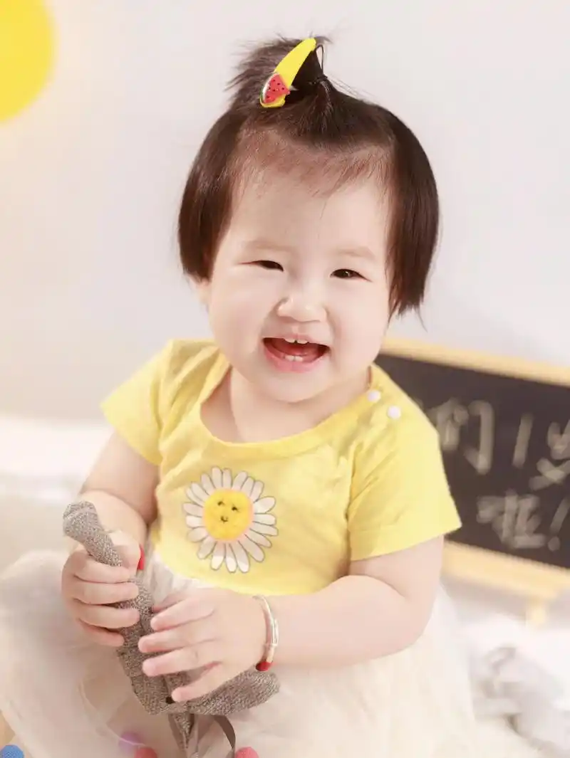 3岁以前的宝宝都是最萌最可爱的