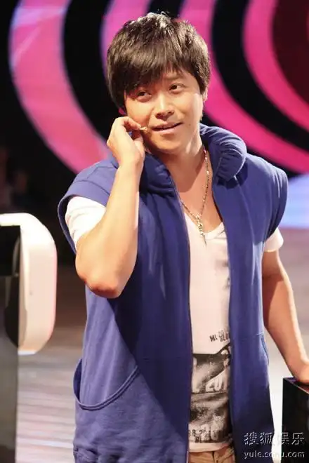 陈思成自爆北爱插曲向齐豫推荐橄榄树