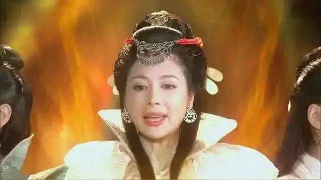 原创16位女娲扮演者张梓琳似美人鱼盖鸣晖最有味道