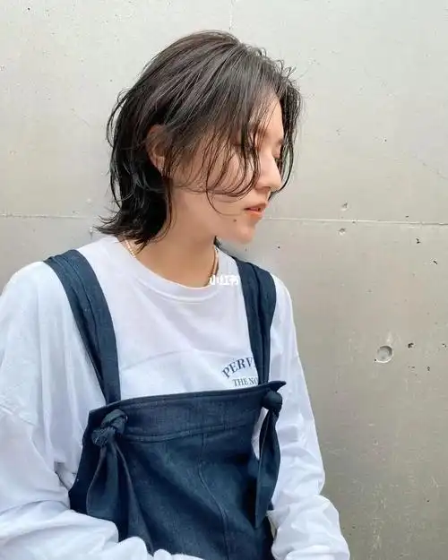 日系鲻鱼头搭配绝绝子的深灰色高级感满满的