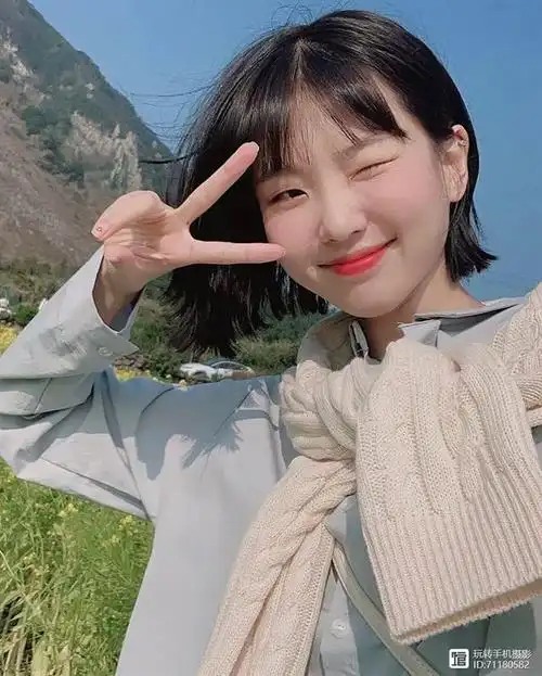 花式"比耶"超上镜不呆板!