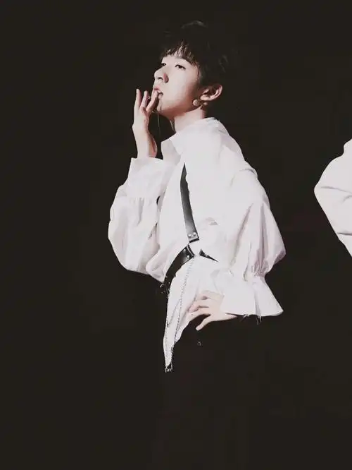 盘点贺峻霖的神仙舞台