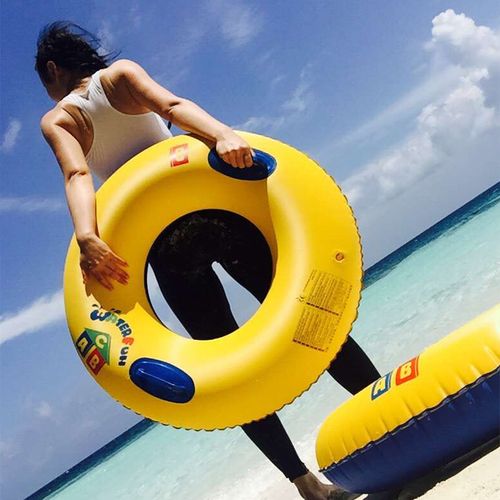 成人游泳圈加大加厚_游泳圈成人女加厚把手加大胖子救生圈儿童充气