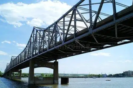 钢桥照片