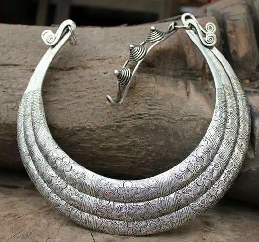 (贵州印象)苗族银饰 纯手工制作 三圈雕花项圈 工艺品批发