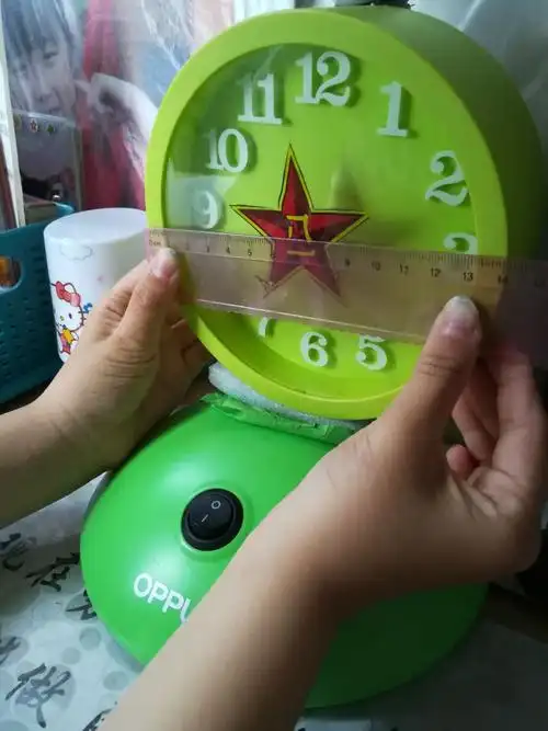 钟的宽它是14厘米1毫米.