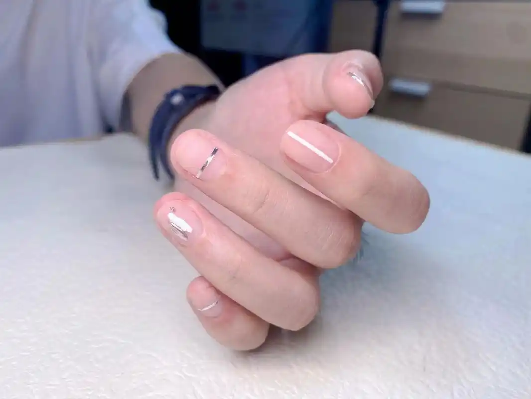 中性极简风|男士美甲