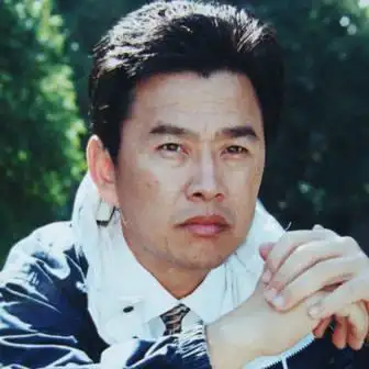 仇永力 饰 董晨耕