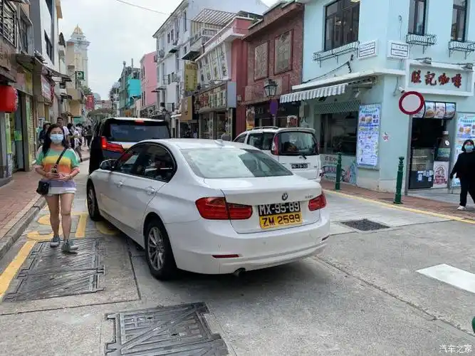 十月澳门之旅澳门汽车街拍大量两地牌照三地牌照