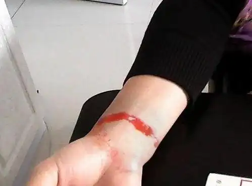 割腕图片男生右手 - 搜狗图片搜索