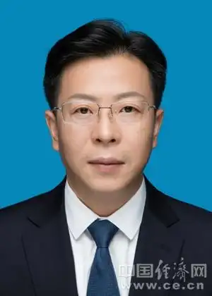 陶世祥当选重庆市江北区区长图简历