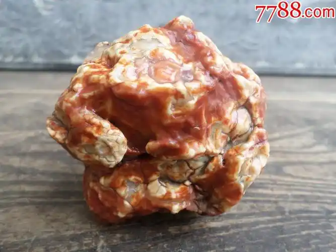 老皮戈壁石内蒙阿拉善地表料天然戈壁红黄俏色开片沙漠漆手把玩石