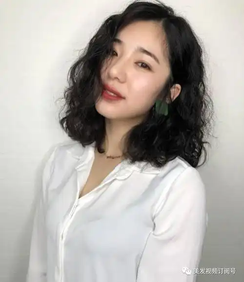 "烫小卷"真洋气!