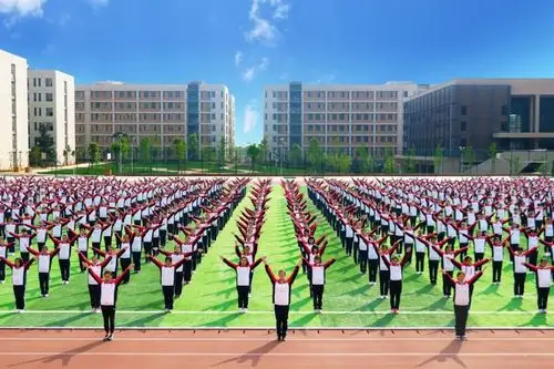 市沾益区教育竞争力,充分利用曲靖市第一中学名校资源优势和品牌效应