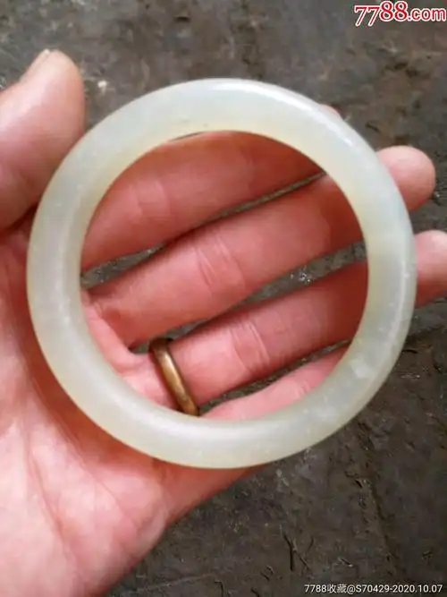 清代老玉手镯