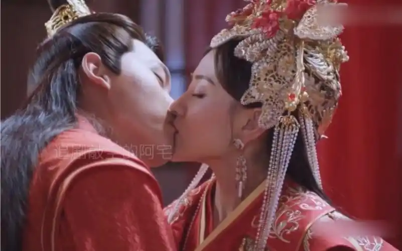 邢昭林梁洁都拍过50多场吻戏了记忆最深刻的是这个