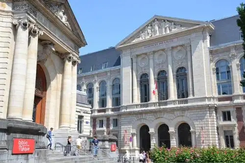 法国里尔政治学院硕士课程介绍会