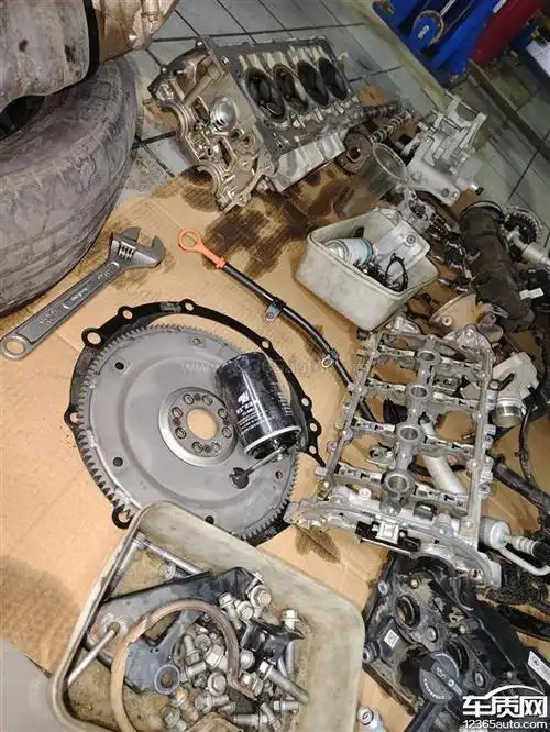 长城炮火花塞断裂导致发动机内部受损