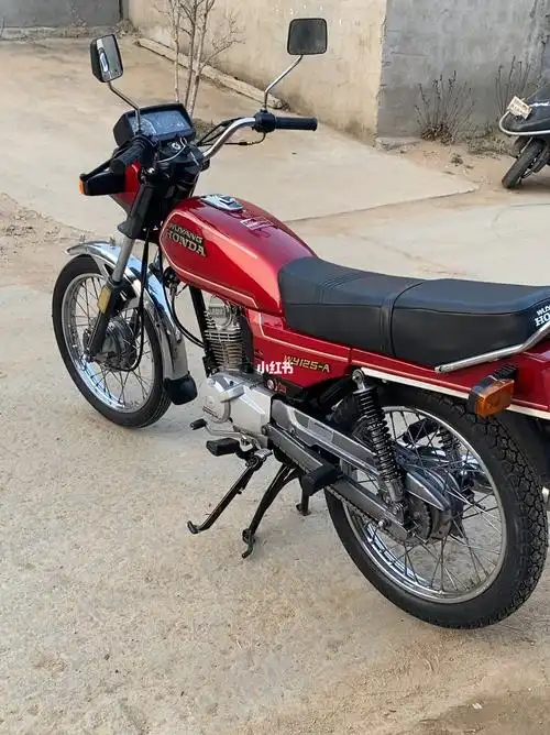 90年代情怀老车五羊本田老a